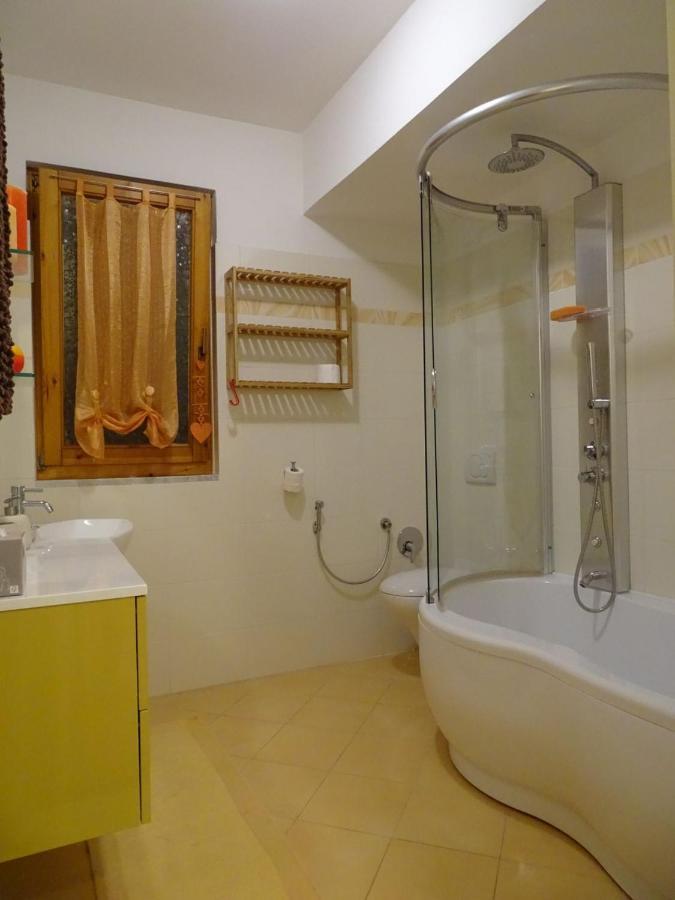 Bed and Breakfast Casa Dell'Aura Кьявари Экстерьер фото